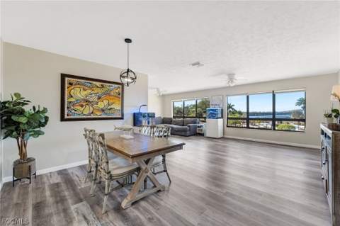 12498 Riverside Dr 205, Fort Myers FL - photo 9 of 46