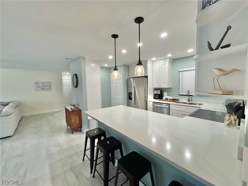 2 bedroom Condominium at 5117 Sea Bell Rd E104, Blind Pass Condo, Sanibel — photo 4