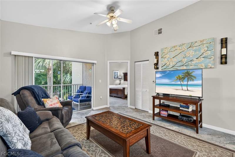 3 bedroom Condominium at 15441 Bellamar Cir 1123, Bellamar, Fort Myers — photo 2