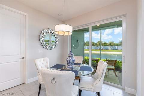 2561 Seychelles Dr 304, Naples FL - photo 16 of 34