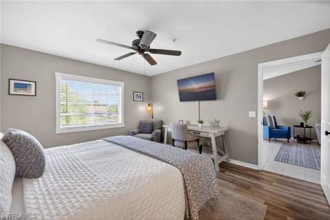 9009 Michael Cir 4, Naples FL - photo 16 of 34
