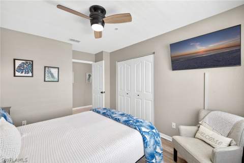 9009 Michael Cir 4, Naples FL - photo 22 of 34