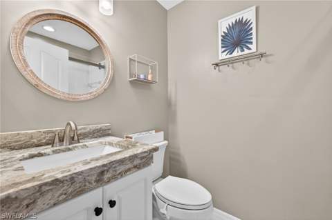 9009 Michael Cir 4, Naples FL - photo 23 of 34