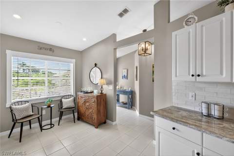 9009 Michael Cir 4, Naples FL - photo 9 of 34