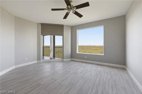 425 Cove Tower Dr 703, Naples FL - photo 14 of 44