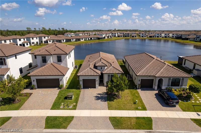 2 bedroom SingleFamilyResidence at 5646 Argento Dr, Silverwood, Ave Maria — photo 2