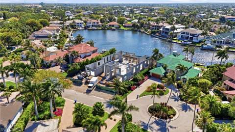 310 Pirates Bight, Naples FL - photo 14 of 16
