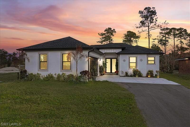 3 bedroom SingleFamilyResidence at 2963 40th Ave SE, Golden Gate Estates, Naples — photo 3