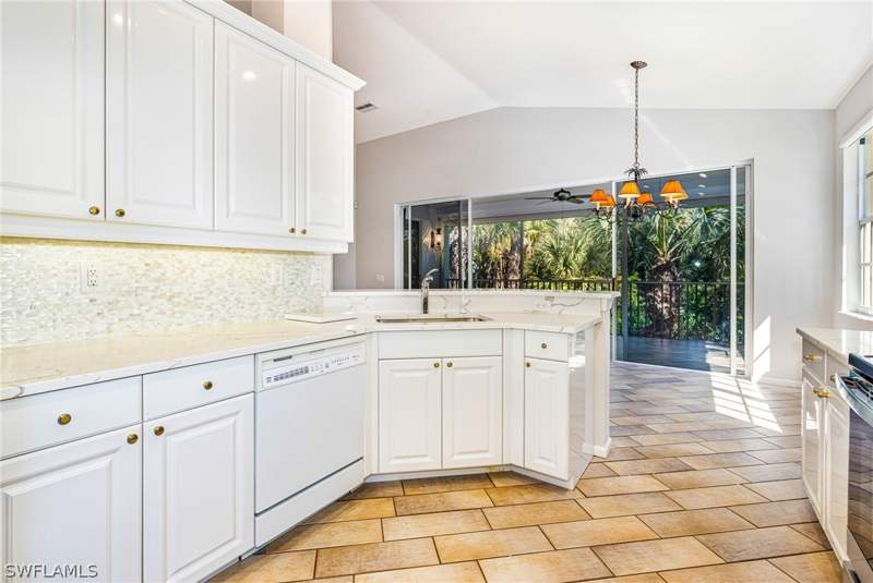 3 bedroom Condominium at 19091 Ridgepoint Dr 202, Turtle Point, Estero — photo 4