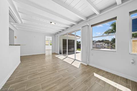 2175 Shad Ct, Naples FL - photo 18 of 40