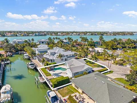 2175 Shad Ct, Naples FL - photo 6 of 40