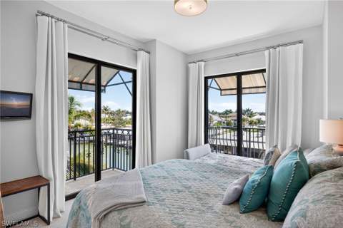 1540 5th Ave S D305, Naples FL - photo 19 of 38