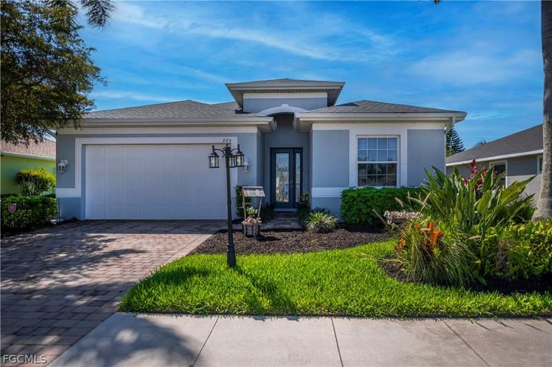 4 bedroom SingleFamilyResidence at 223 Destiny Cir, Celebration Cape, Cape Coral — photo 3