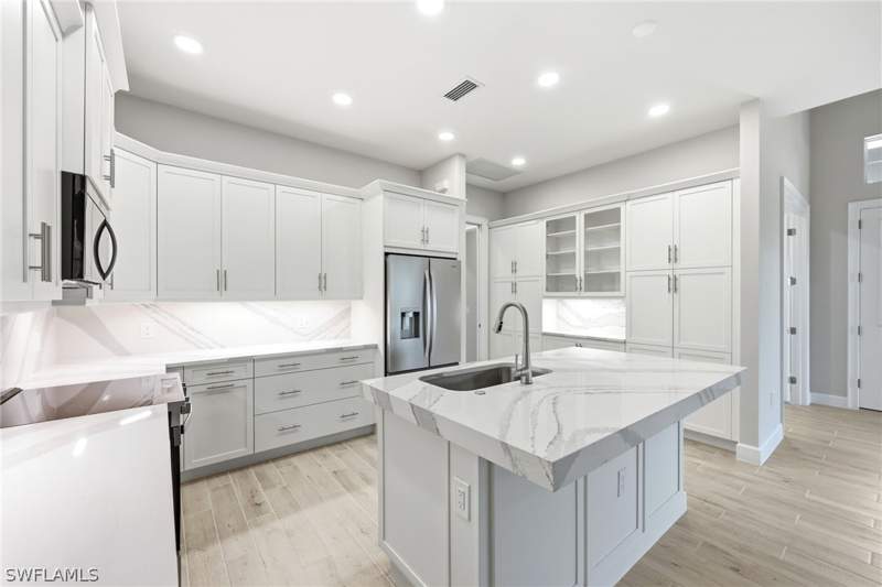 2 bedroom Attached at 8937 Calypso Ct, Isles Of Collier Preserve, Naples — photo 5