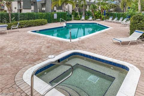 1529 Oyster Catcher Pt 1529, Naples FL - photo 17 of 22