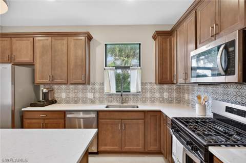 20548 Pebble Glen Dr, Estero FL - photo 17 of 49