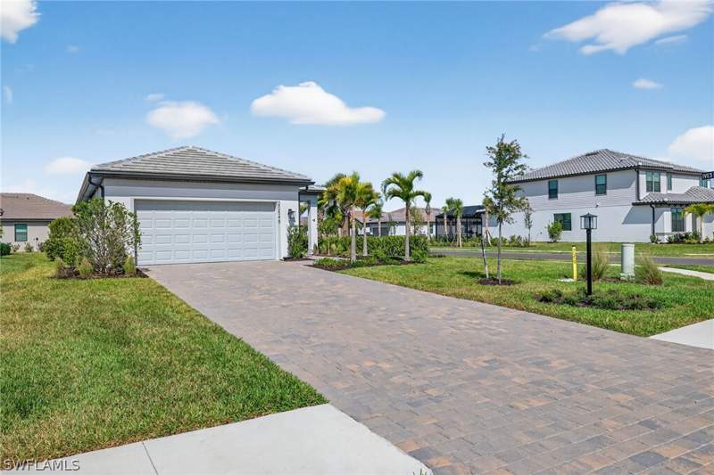 2 bedroom SingleFamilyResidence at 20548 Pebble Glen Dr, Verdana Village, Estero — photo 3