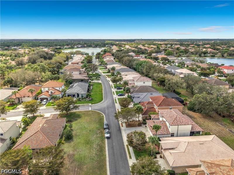 5 bedroom SingleFamilyResidence at 12596 Ivory Stone Loop, Stoneybrook, Fort Myers — photo 2