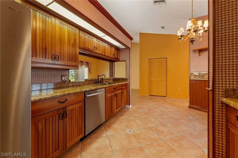 2 bedroom SingleFamilyResidence at 25151 Fairway Dunes Ct, Fairway Dunes Condo, Bonita Springs — photo 5
