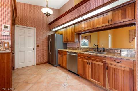 25151 Fairway Dunes Ct, Bonita Springs FL - photo 6 of 33