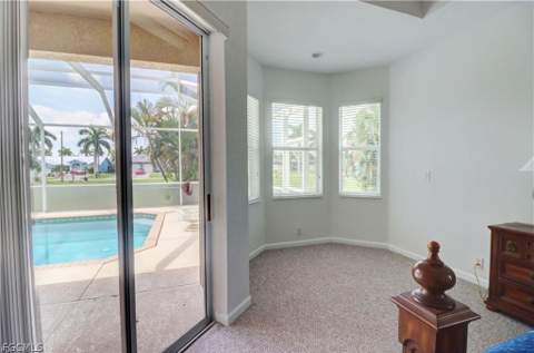 2216 SW 43rd Ln, Cape Coral FL - photo 16 of 36