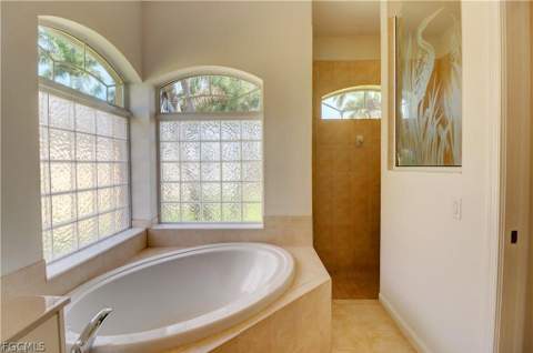 2216 SW 43rd Ln, Cape Coral FL - photo 19 of 36