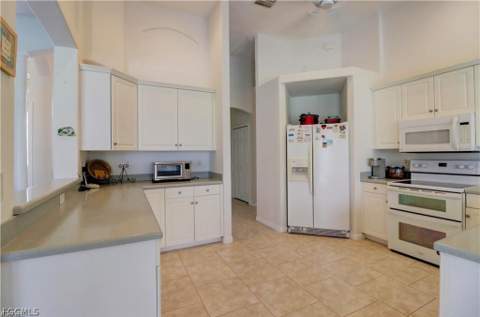 2216 SW 43rd Ln, Cape Coral FL - photo 24 of 36