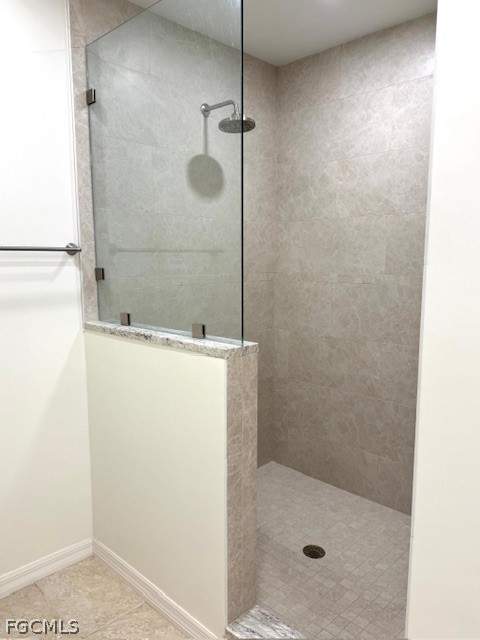 14010 Eagle Ridge Lakes Dr 101, Fort Myers FL - photo 8 of 21
