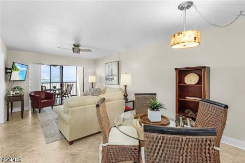 8350 Estero Blvd 322, Fort Myers Beach FL - photo 12 of 33