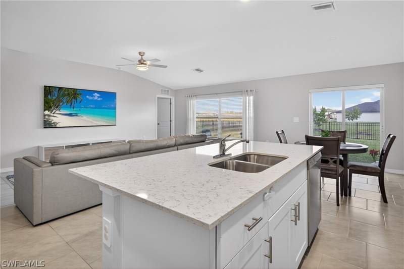 4 bedroom SingleFamilyResidence at 4117 Etna Ct, Crane Landing, North Fort Myers — photo 5