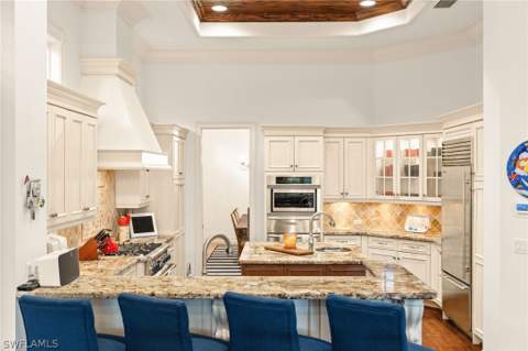 9085 Terranova Dr, Naples FL - photo 11 of 35
