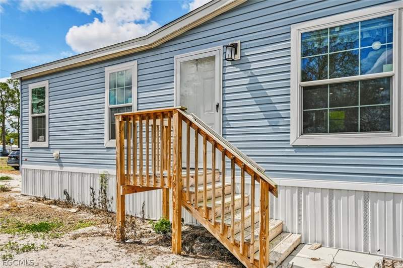 3 bedroom ManufacturedHome at 1770 Tucker Ln, Suncoast Estates Unrec, North Fort Myers — photo 3