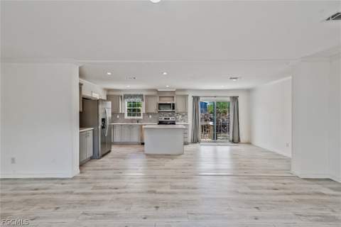 1770 Tucker Ln, North Fort Myers FL - photo 8 of 40