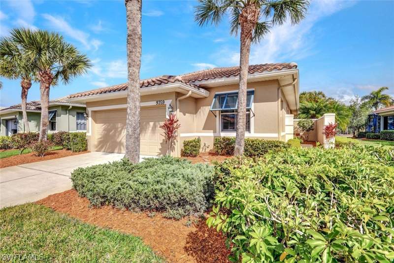 2 bedroom SingleFamilyResidence at 9359 Trieste Dr, Trieste, Fort Myers — photo 2