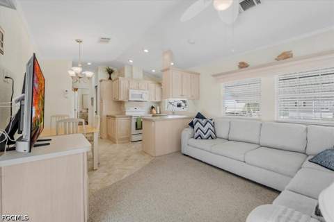 1159 Daniels Rd 74, Moore Haven FL - photo 20 of 39