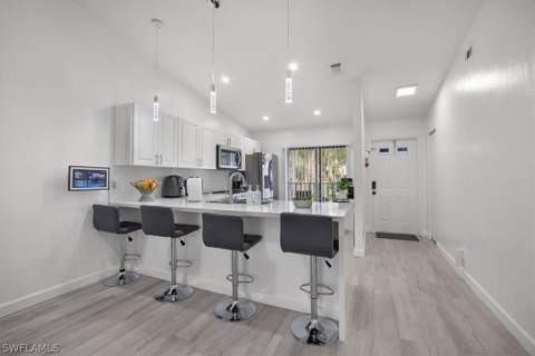 4100 Looking Glass Ln 3002, Naples FL - photo 7 of 31