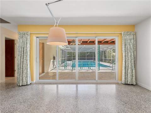 3517 Stuart Ct, Fort Myers FL - photo 10 of 36