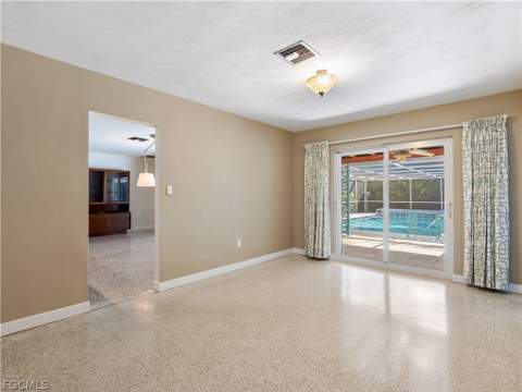 3517 Stuart Ct, Fort Myers FL - photo 16 of 36