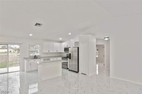 530 Peerless Cir, Lehigh Acres FL - photo 8 of 48