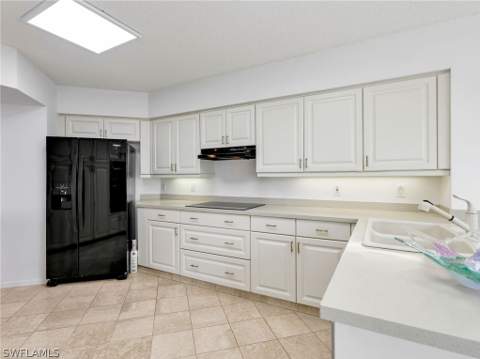 4251 Gulf Shore Blvd N 6C, Naples FL - photo 11 of 35