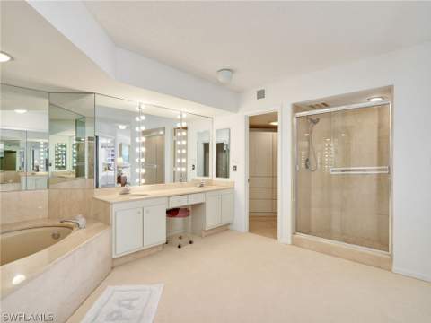 4251 Gulf Shore Blvd N 6C, Naples FL - photo 21 of 35