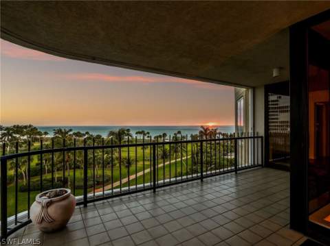 4251 Gulf Shore Blvd N 6C, Naples FL - photo 23 of 35