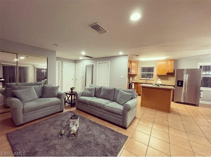 4 bedroom SingleFamilyResidence at 4921 Teak Wood Dr, Logan Woods, Naples — photo 2