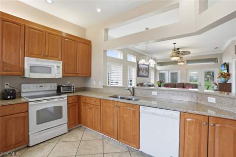 12793 Devonshire Lakes Cir, Fort Myers FL - photo 9 of 35