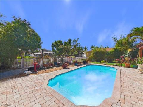 1704 Cascade Way, North Fort Myers FL - photo 13 of 15