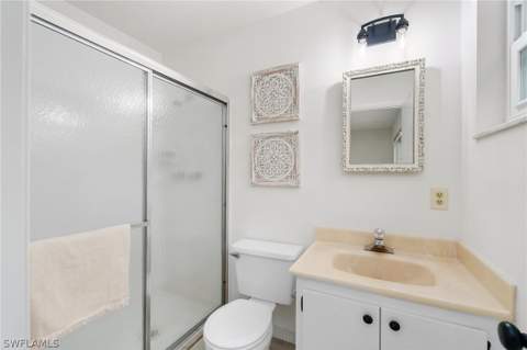 1094 Forest Lakes Dr, Naples FL - photo 24 of 43