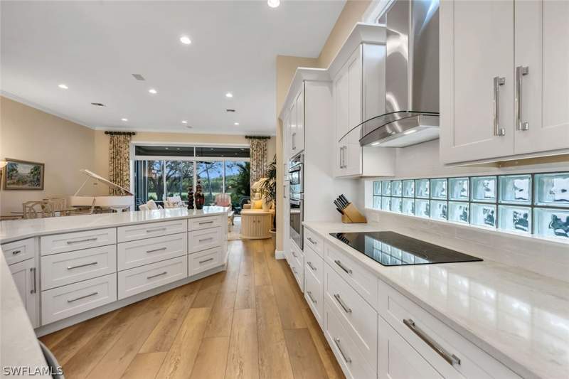 4 bedroom SingleFamilyResidence at 26260 Mira Way, Mira Lago, Bonita Springs — photo 5
