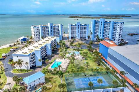 15021 Punta Rassa Rd 903, Fort Myers FL - photo 24 of 35