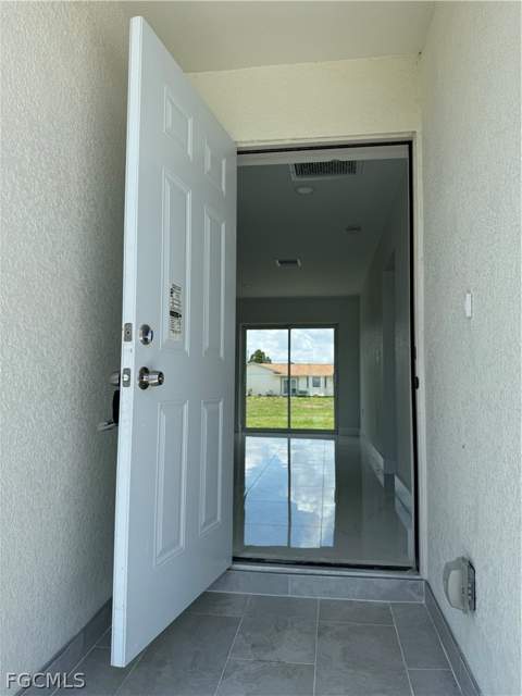 3015 4th St SW, Lehigh Acres FL - photo 6 of 34