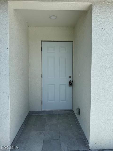 3015 4th St SW, Lehigh Acres FL - photo 7 of 34